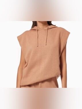 NWT Fate Sleeveless Hoodie Sweater in Camel